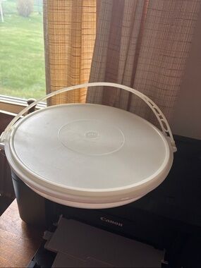 Tupperware Vintage Party Susan